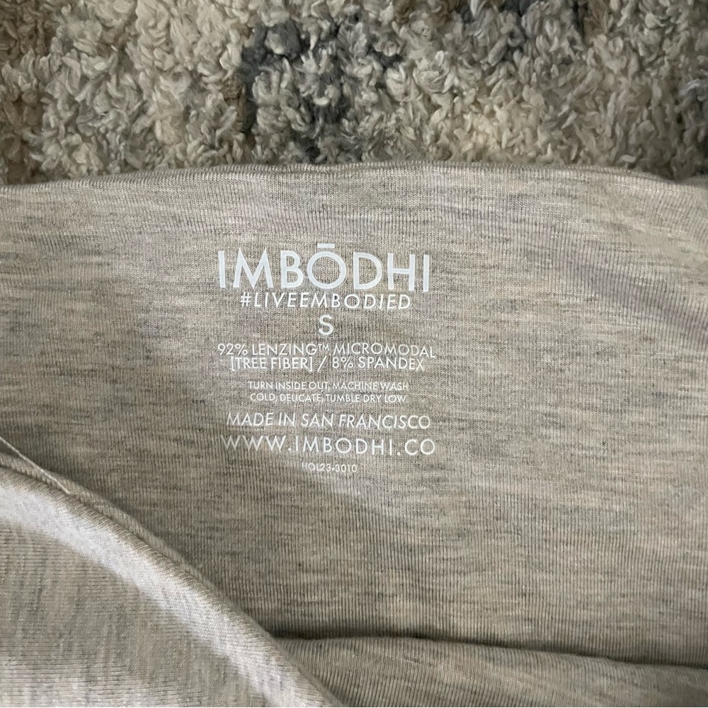 Imbodhi Jumper - Picture 3 of 4